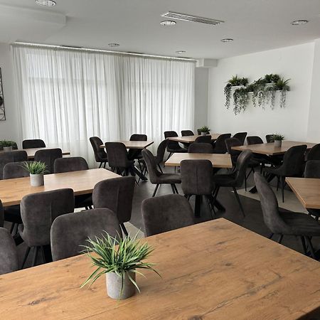 Pansion Komfor Fitea Osijek Exteriér fotografie